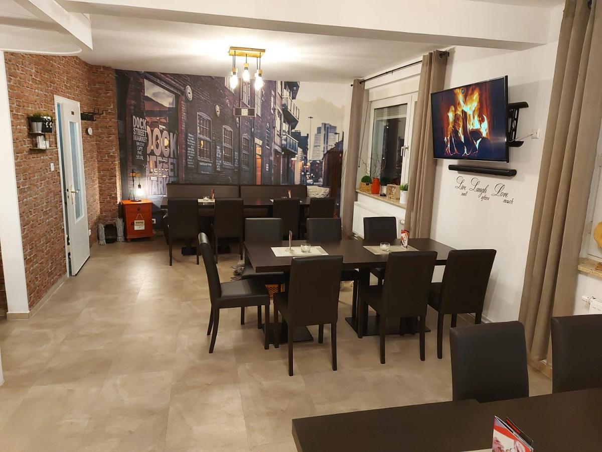 Hakans Moselblick Ferienwohnung Treis-Karden Bagian luar foto